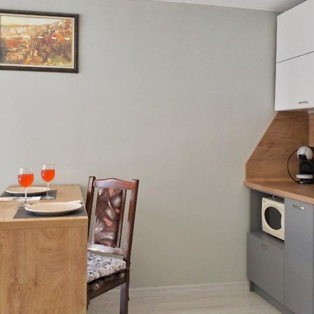 Cozy Studio Near The Park With Huge Verandah. Veliko Tarnovo Exteriér fotografie