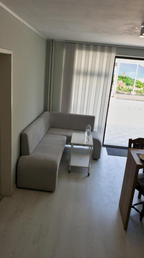 Cozy Studio Near The Park With Huge Verandah. Veliko Tarnovo Exteriér fotografie